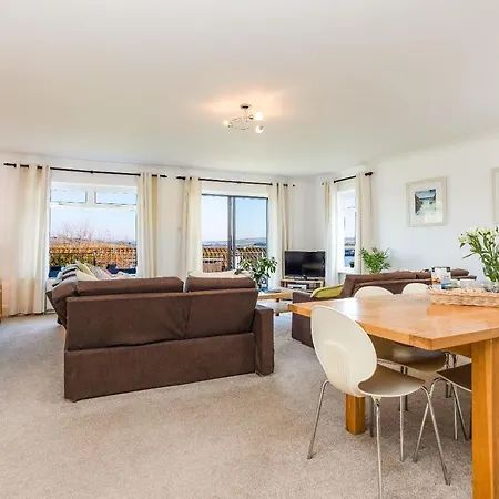 Beau Vista Ground Floor *